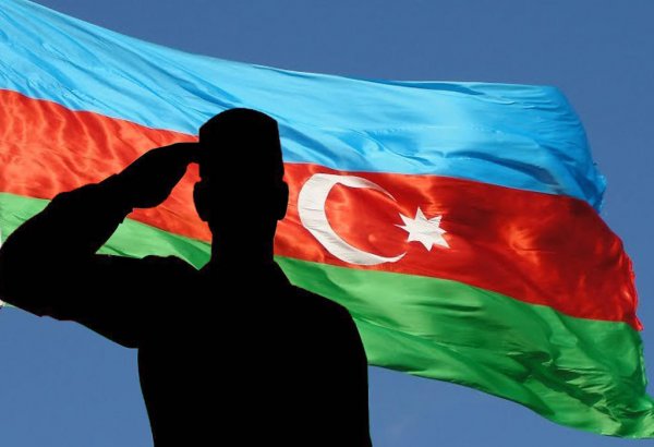 Надбавки к должностным окладам военнослужащих - еще одно проявление заботы государства – азербайджанский депутат