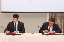 Агентство развития МСБ и "Азербайджанская промышленная корпорация" подписали меморандум о сотрудничестве (ФОТО)