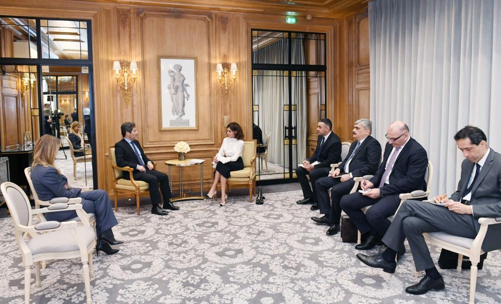 Первый вице-президент Мехрибан Алиева встретилась с исполнительным вице-президентом Suez Groupe (ФОТО)