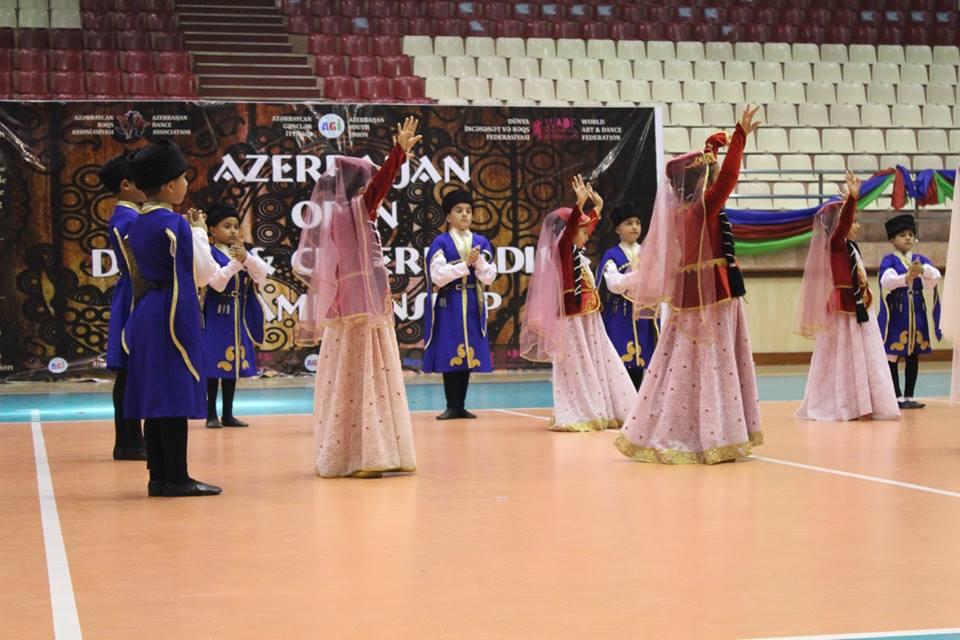 В Азербайджане определят лучших танцоров (ФОТО)