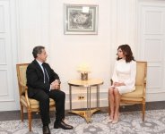 Azerbaijan's First VP Mehriban Aliyeva meets with former French president (PHOTO)