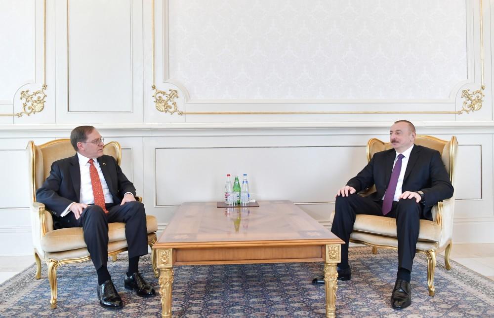 Ilham Aliyev: Azerbaijan welcomes recent statement of OSCE MG co-chairs (PHOTO)