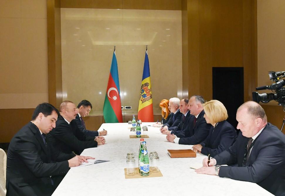 President Ilham Aliyev meets his Moldovan counterpart