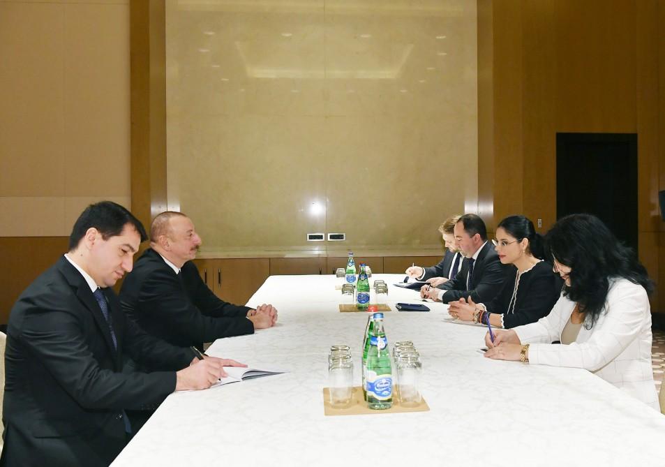 Состоялась встреча Президента Азербайджана с вице-премьером Румынии (версия 2)