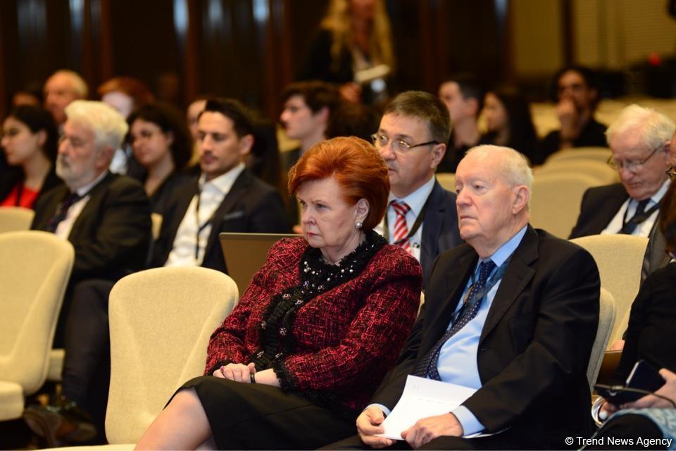 7th Global Baku Forum continues with panel meetings (PHOTO)