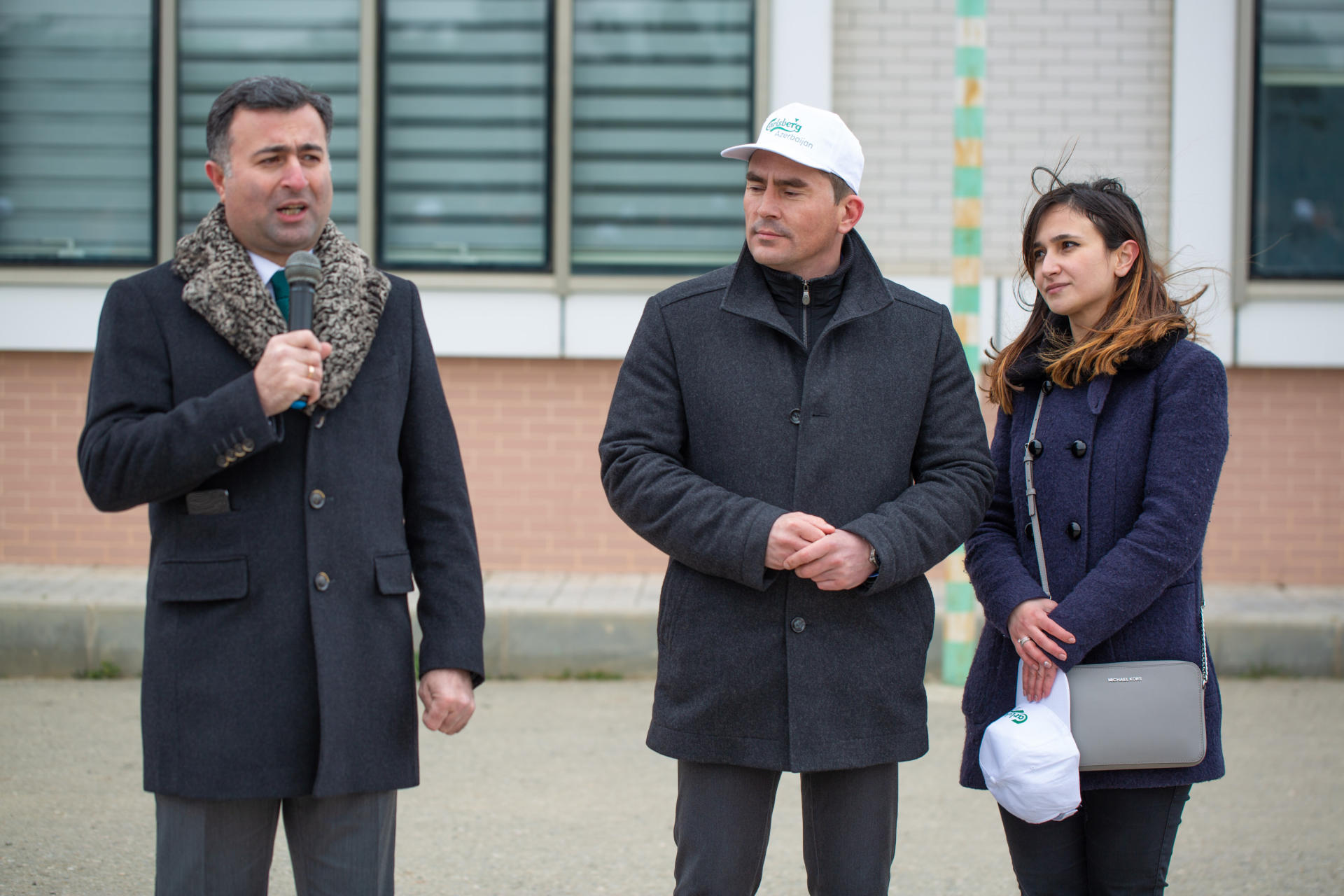 Carlsberg Azerbaijan и Green Baku посадили аллею на территории Бакинского инженерного университета (ФОТО)