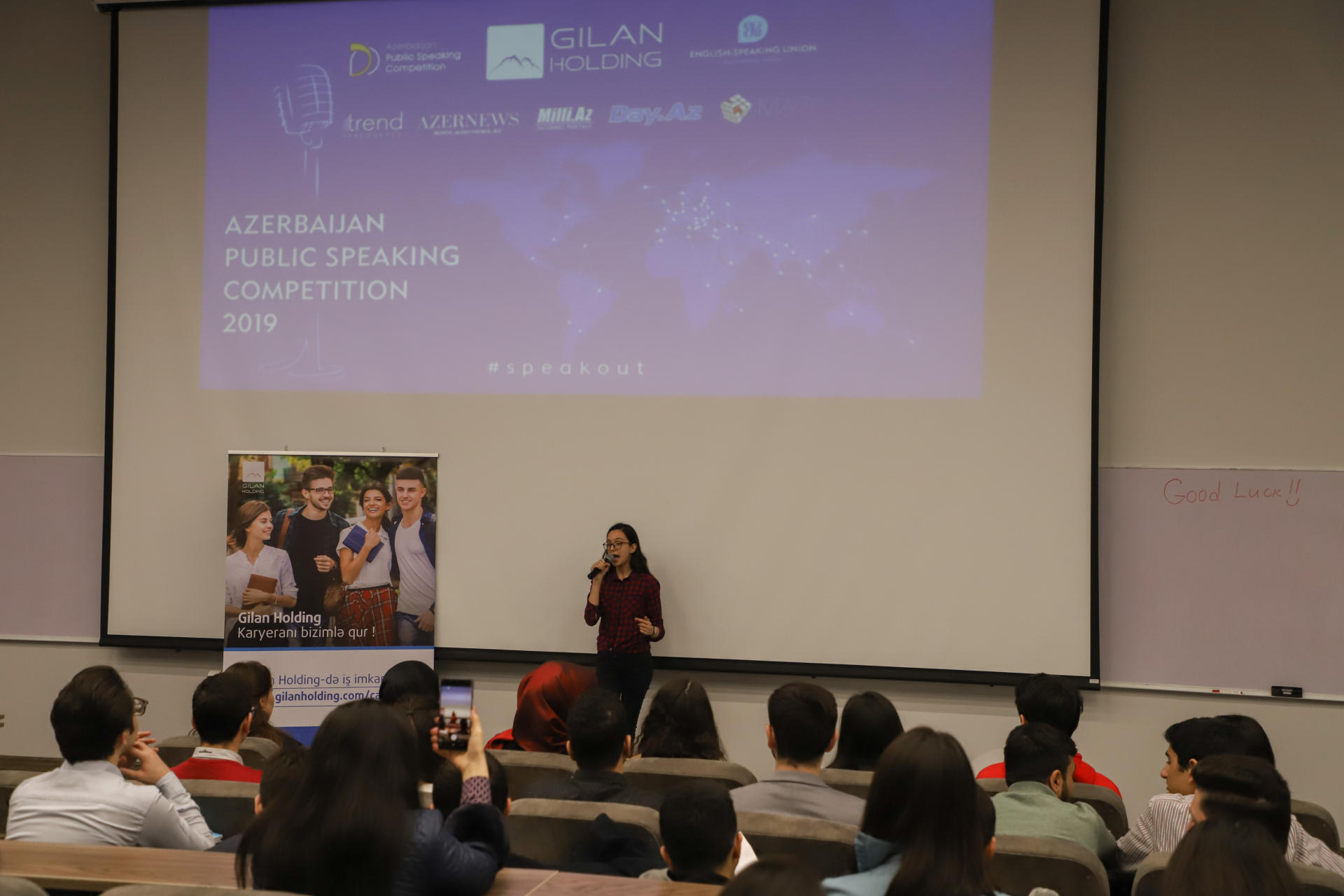 “Azerbaijan Public Speaking Competition” layihəsinin yarımfinal mərhələsi yekunlaşıb (FOTO)