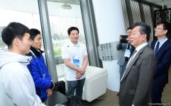Посол Республики Корея в Азербайджане встретился со спортсменами в рамках Кубка мира FIG по спортивной гимнастике (ФОТО)