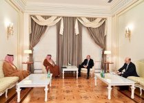 Президент Ильхам Алиев принял министра энергетики, промышленности и природных ресурсов Саудовской Аравии (ФОТО)