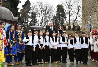 Azerbaijani president, first lady join nationwide Novruz festivities (PHOTO)