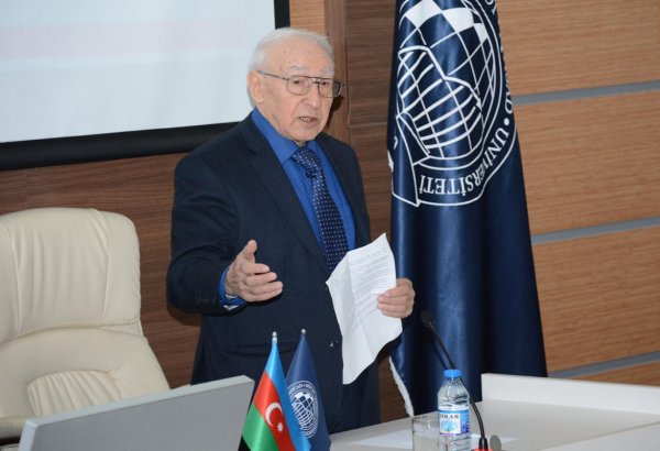Академик Тельман Алиев: "В UNEC за последние 5 лет наблюдается высокая динамика развития" (ФОТО)