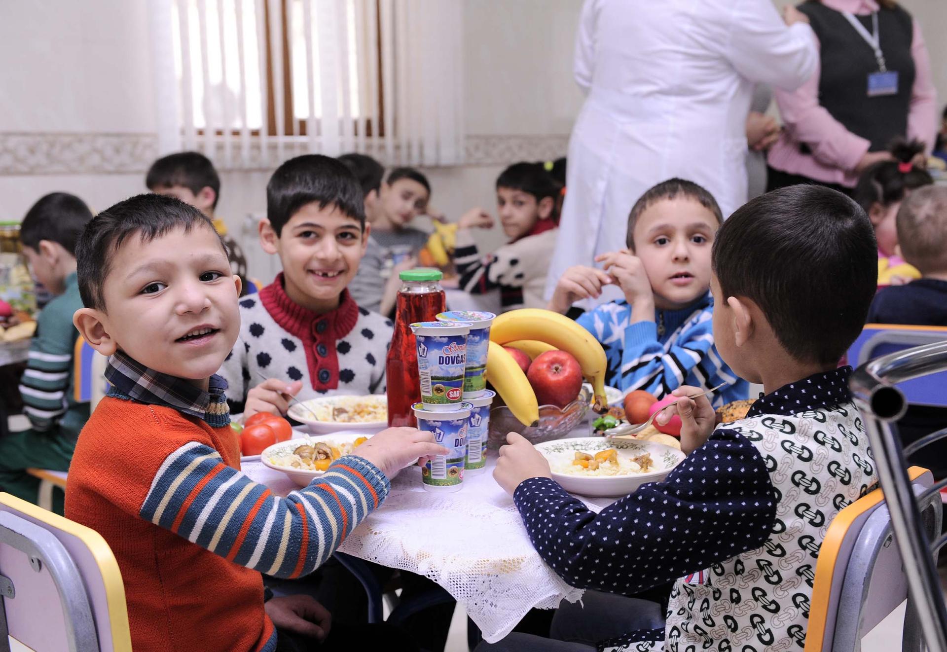 По инициативе Фонда Гейдара Алиева для сирот и детей, нуждающихся в особой заботе, проведены мероприятия по случаю праздника Новруз (ФОТО)