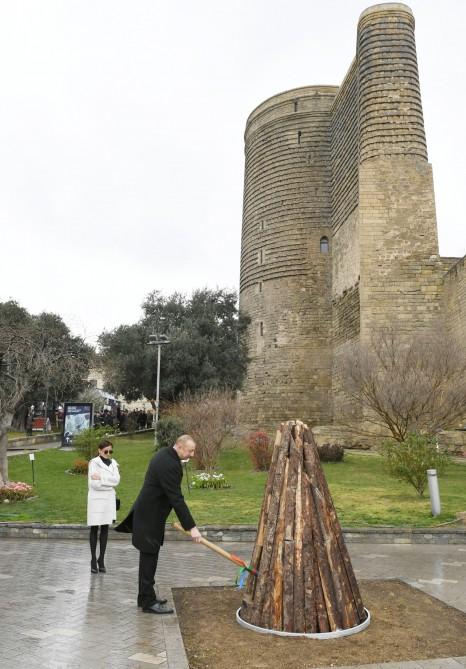 Azerbaijani president, first lady join nationwide Novruz festivities (PHOTO)