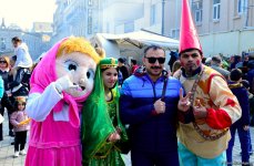 В Баку продолжается фестиваль по случаю праздника Новруз (ФОТО)