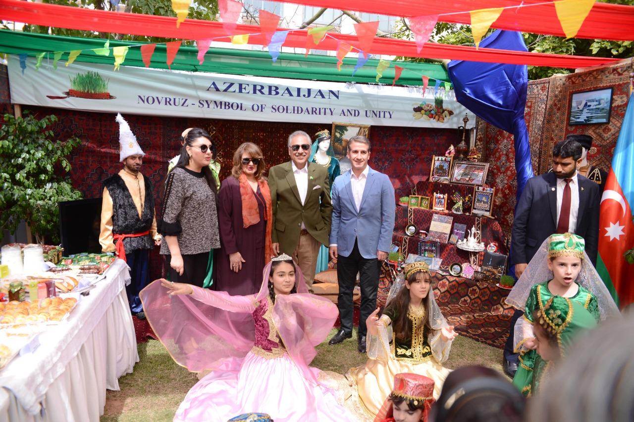 Pakistanda Novruz şənliyində Azərbaycan pavilyonuna xüsusi maraq olub (FOTO)