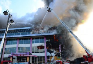 Создана госкомиссия в связи с пожаром в торговом центре «Диглас» в Баку