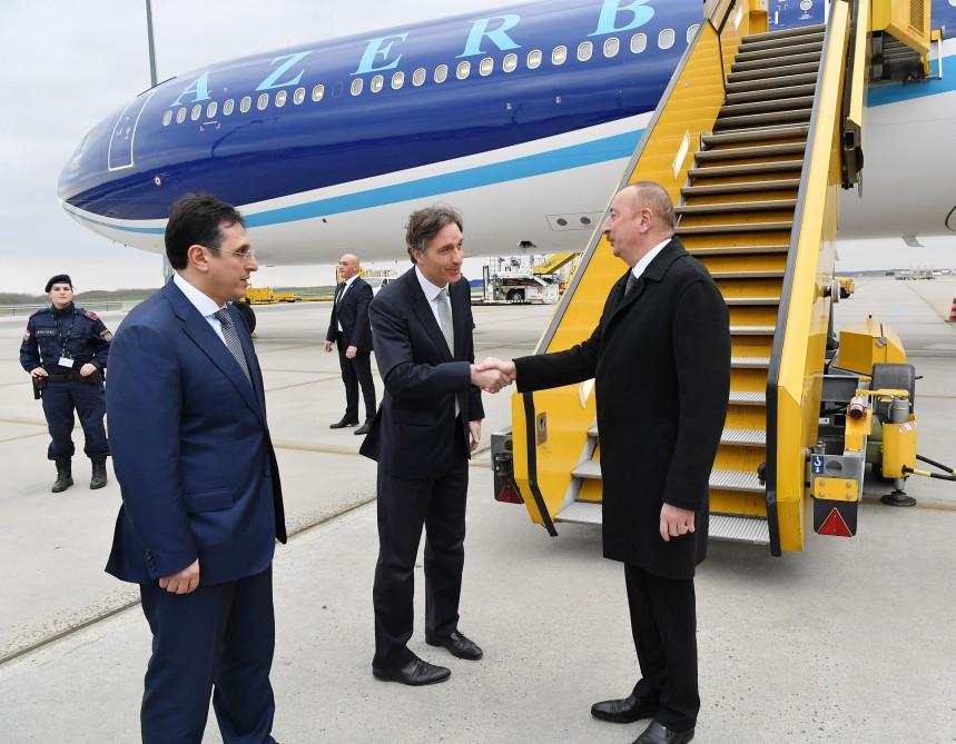 Azerbaijani president arrives in Austria for working visit