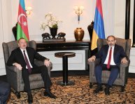Завершилась встреча Президента Азербайджана и премьера Армении один на один (ФОТО) (версия 4)