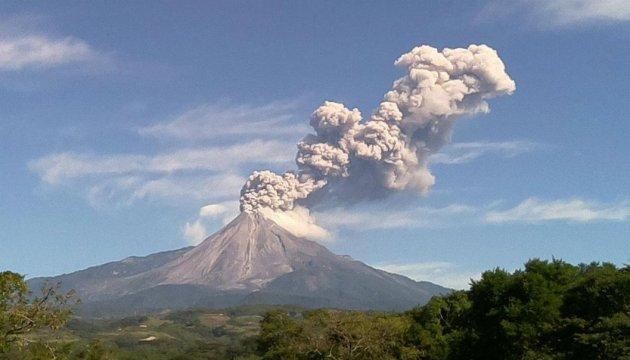 Число погибших при извержении вулкана в Новой Зеландии увеличилось до 15