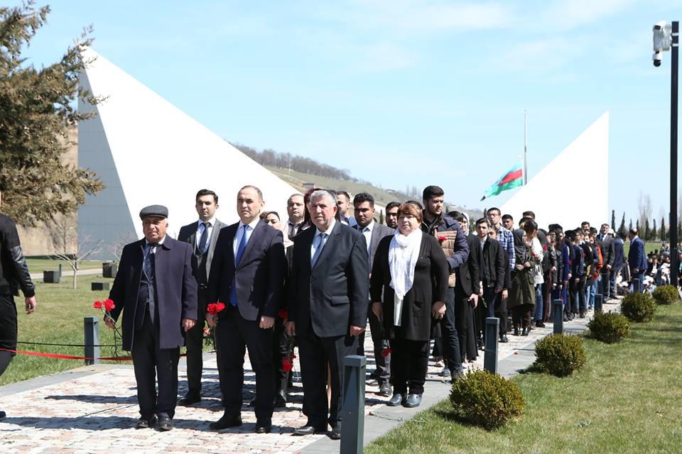 Azərbaycan İlahiyyat İnstitutunun kollektivi Quba Soyqırımı Memorial Kompleksini ziyarət edib (FOTO)