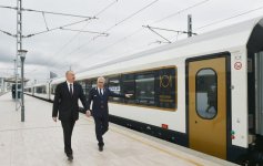President Ilham Aliyev views passenger train to run on Baku-Tbilisi- Kars route (PHOTO)
