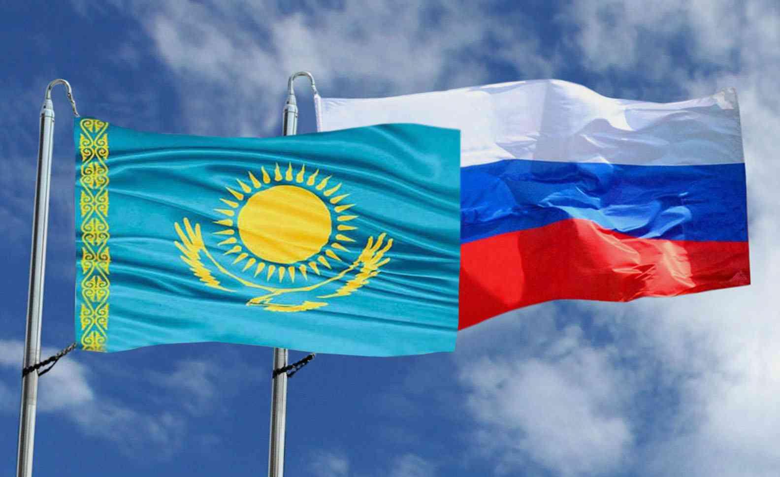Казахстан - не самая чувствительная к замедлению экономической активности в России страна региона - аналитики