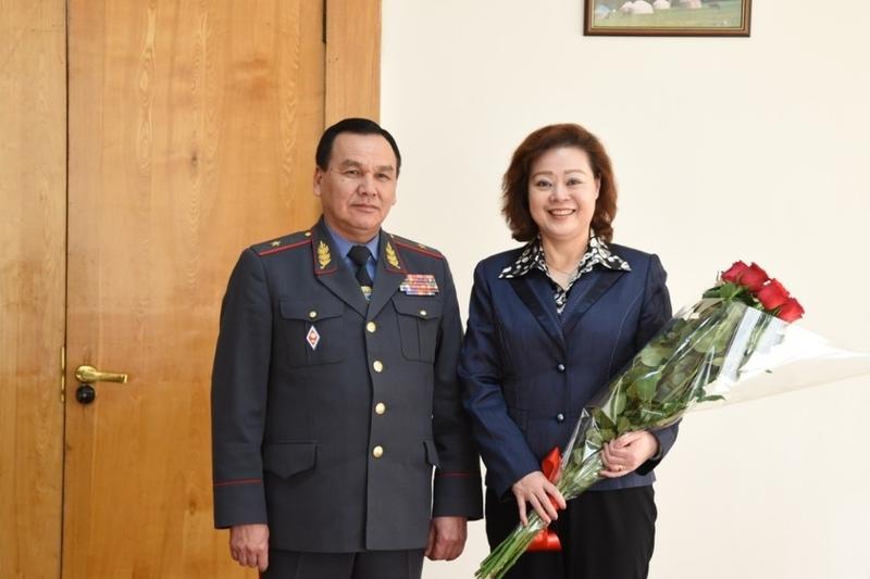 Interior Minister Kashkar Junushaliyev meets with Ambassador of China to Kyrgyzstan