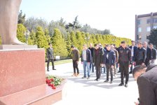 В Хазарском районе Баку состоялась торжественная церемония отправки молодежи в армию (ФОТО)