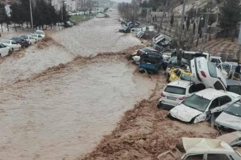 Kuwait sends first humanitarian aid to Iranian flood-stricken