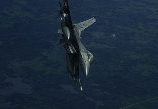 Niderlandda F-16 qırıcısı özü-özünü vurub