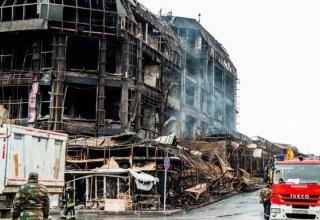 Свыше 70 предпринимателей вывезли товары из уцелевших во время пожара складов в т/ц «Диглас» в Баку