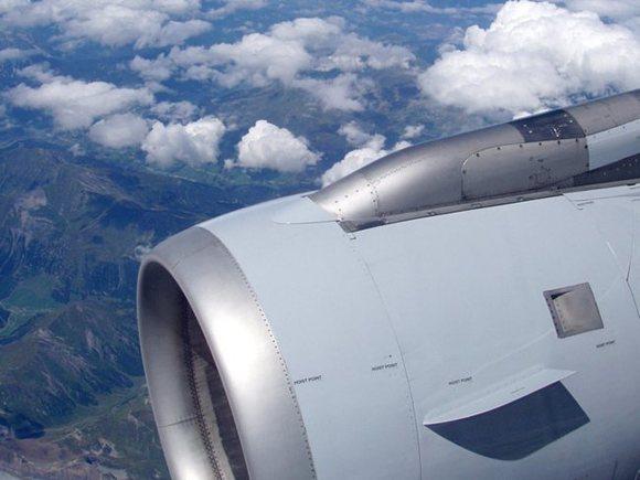Экстренная посадка пассажирского самолета на Тайване
