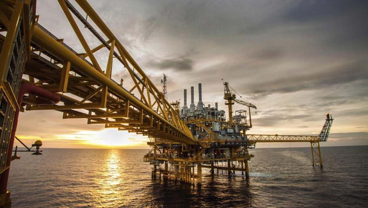 Цена на азербайджанскую нефть превышает $56 за баррель