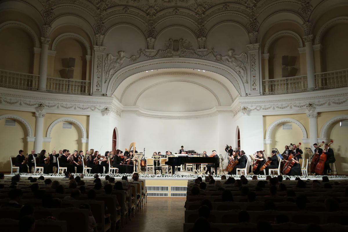 Musiqi məktəbi hesabat konserti keçirib (FOTO)