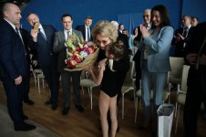 Valentina Matviyenko bədii gimnastika üzrə milli komandamızla görüşüb (FOTO)