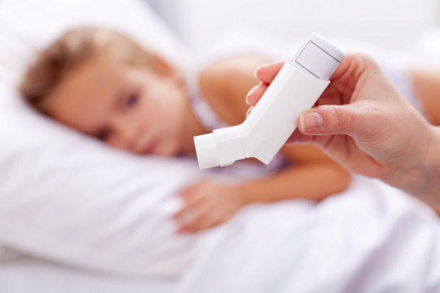 Около 4 млн детей ежегодно заболевают астмой из-за загрязнения воздуха
