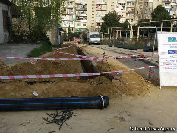 ОАО «Азерсу» о демонтаже баков для воды с крыш домов в Баку (Эксклюзив)