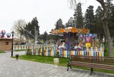 Azerbaijani president, First lady view conditions created at reconstructed Neftchilar park in Baku (PHOTO)