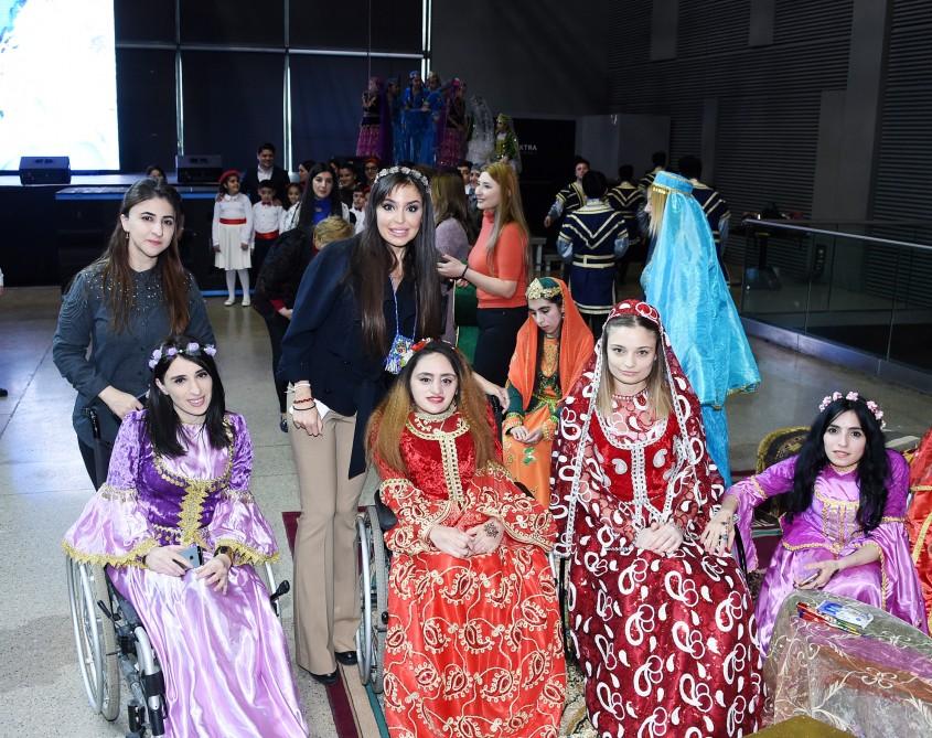 Heydar Aliyev Foundation VP Leyla Aliyeva views exhibition showcasing handiworks by children and youth with disabilities and social center residents (PHOTO) - Gallery Image