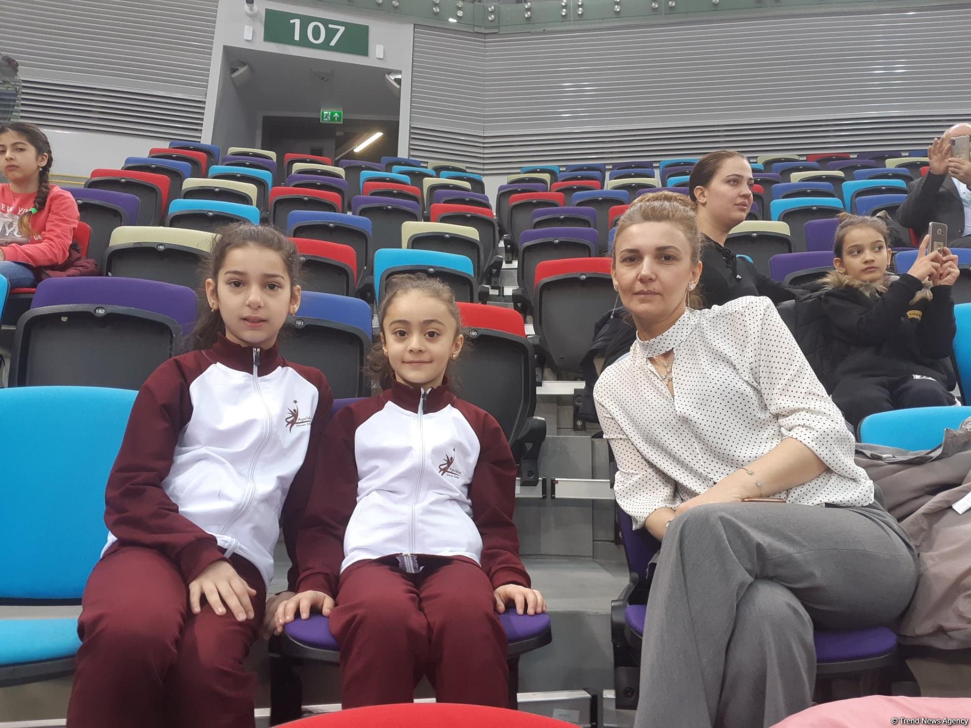 Турнир AGF Junior Trophy в Баку проходит ярко и зрелищно – зрительница