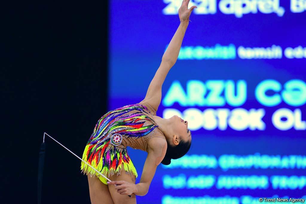 Azərbaycan gimnastları lentlə hərəkətlərdə "AGF Junior Trophy"nin finalına yüksəliblər