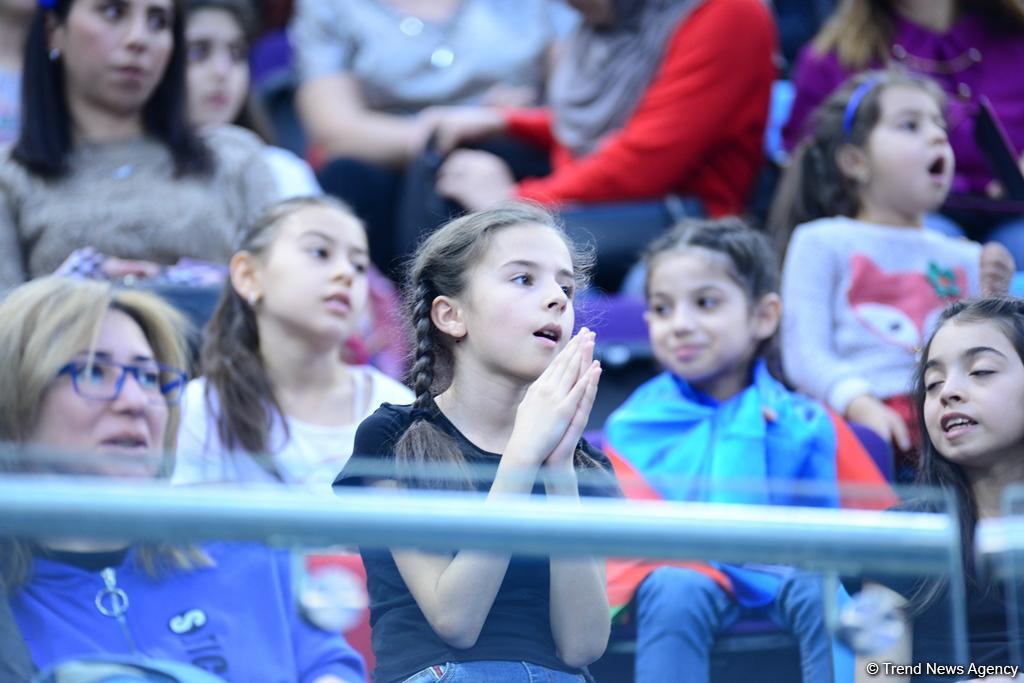 Bakıda bədii gimnastika üzrə II AGF Junior Trophy beynəlxalq turnirinin ikinci günü start götürüb (FOTO)