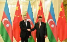 Azerbaijani president meets chairman of People's Republic of China (PHOTO)