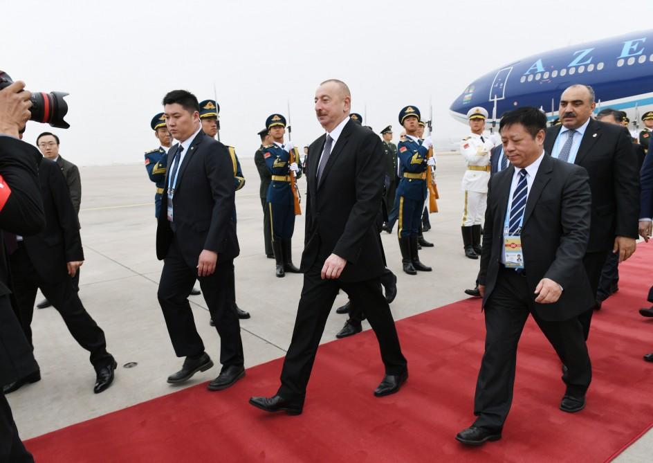 President Ilham Aliyev arrives in China for working visit (PHOTO)