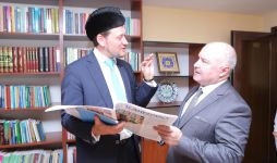 İlahiyyat İnstitutunda “Rusiyada İslam tarixi” kitabının təqdimatı olub (FOTO)