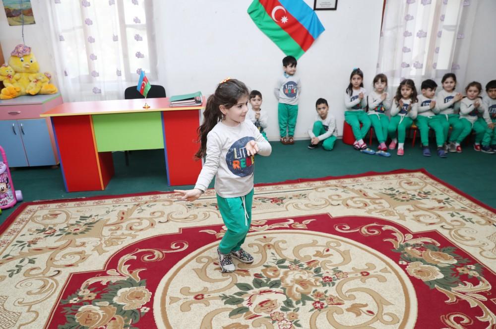 Первый вице-президент Мехрибан Алиева ознакомилась с условиями в яслях-детском саду №229 в Бузовне, в гимназии в Мардакяне и школе №32 Лачинского района (ФОТО)