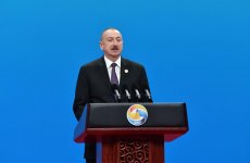 Президент Ильхам Алиев принимает участие во 2-м Международном форуме "Один пояс, один путь" (ФОТО)