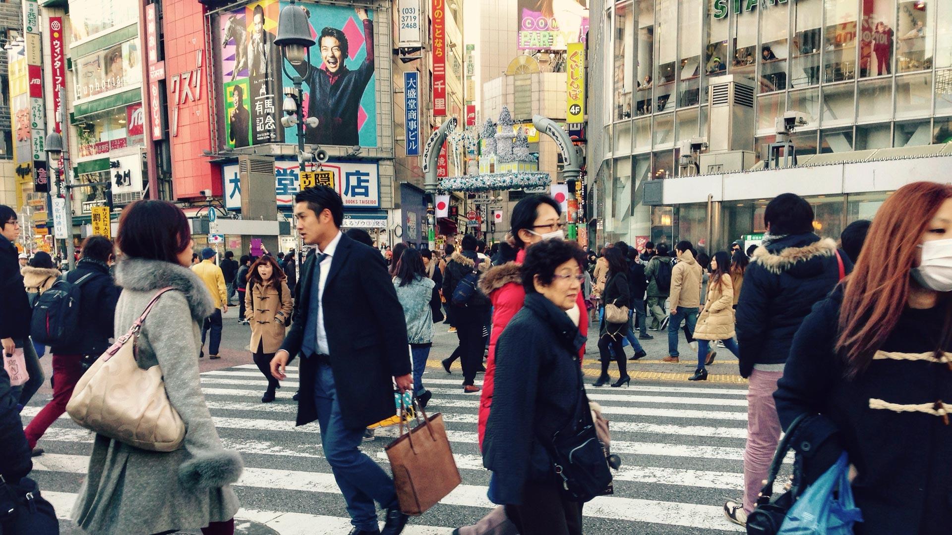 Japan March jobless rate rises to 2.5%