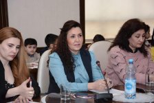 В Азербайджане стартовал просветительский проект "Врачи словами родителей" (ФОТО)