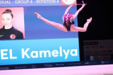 Лучшие моменты второго дня соревнований Кубка мира по художественной гимнастике в Баку (ФОТО)